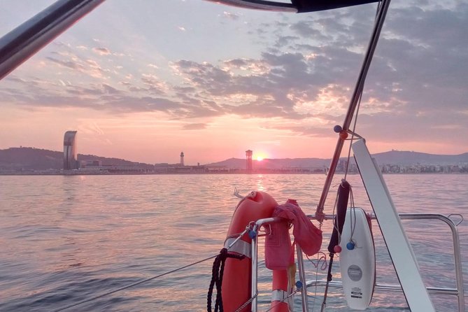 1h Refreshing Sailing Tour in Barcelona with Open Bar & Snacks - Price and value at about $34.48: short time, but lots included