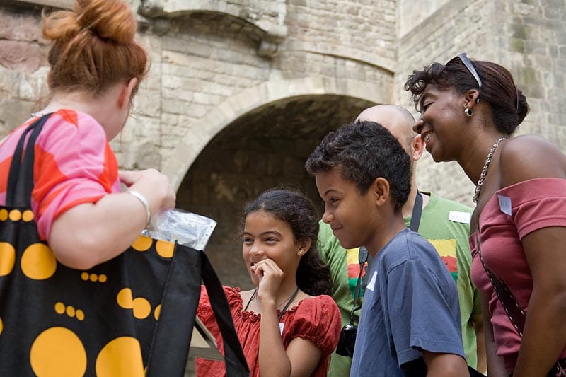 2.5-Hour Kids & Family Walking Tour in English - Key things I’d circle before you book