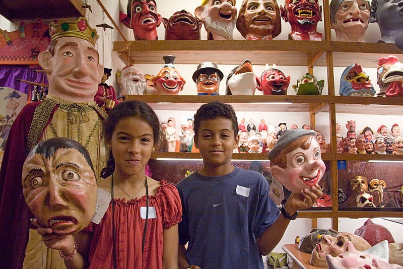 2.5-Hour Kids & Family Walking Tour in English - The guide and small-group format: what it means for your day