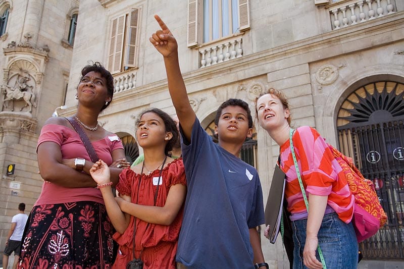 2.5-Hour Kids & Family Walking Tour in English - Price and value: is $25 a fair deal for 2.5 hours?