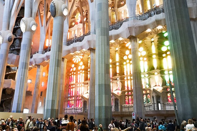 2-Day Tour: Gaudi & Sagrada Familia + Montserrat & Winery - Park Güell without the usual time sink