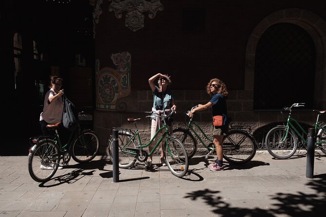 3-Hour Private Gaudi Bike Tour - Stop-by-stop: what to look for on the ride