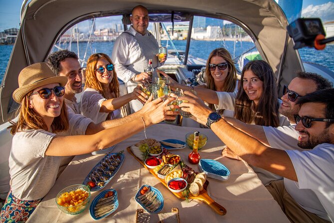 A 2 hours Local Tapas and sailing adventure in Barcelona - Guides, group size, and pace that keep it enjoyable