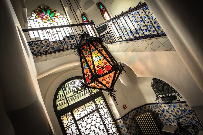 Antoni Gaudí's Torre Bellesguard: A treasure to discover - Gardens outside: where the site keeps talking after the interior