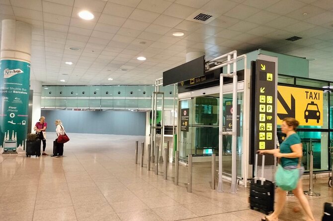 Arrival Barcelona Airport Private Transfer - The Ride Into Barcelona: Quiet, Private, and Purposeful