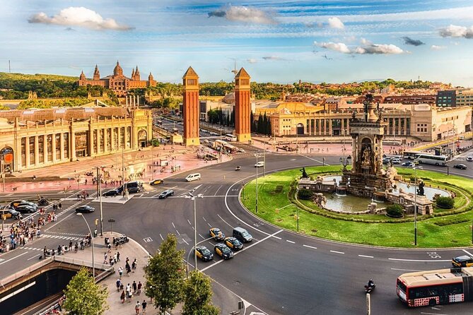 Arrival Transfer from Barcelona Airport BCN to Barcelona in Private Car/Van - Car or Van Ride Comfort: Cleaner, Sanitized, and Simple