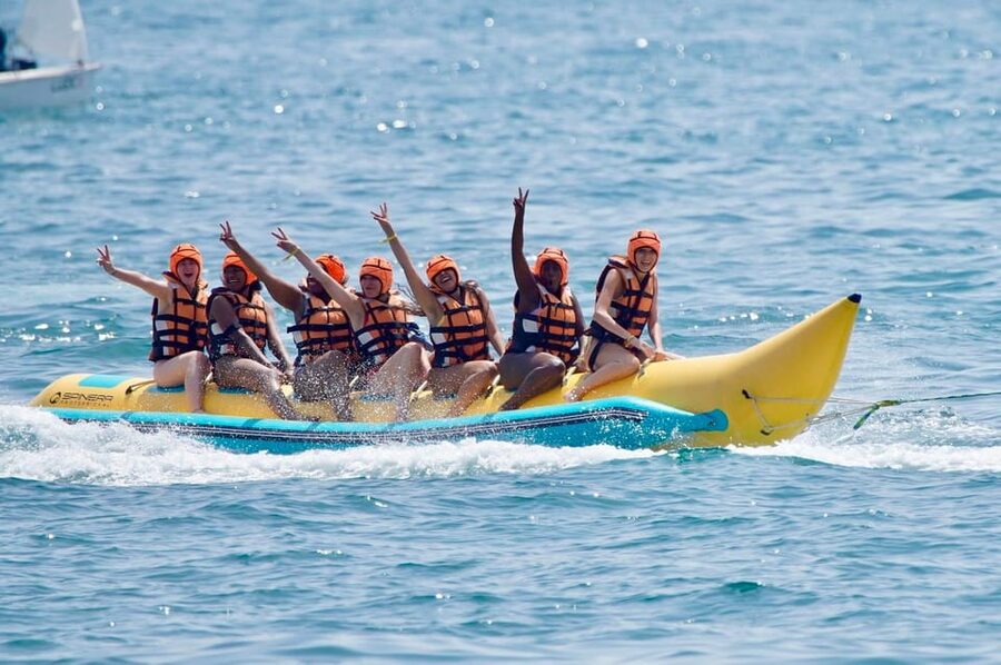 Banana Boat Barcelona - Key Points at a Glance