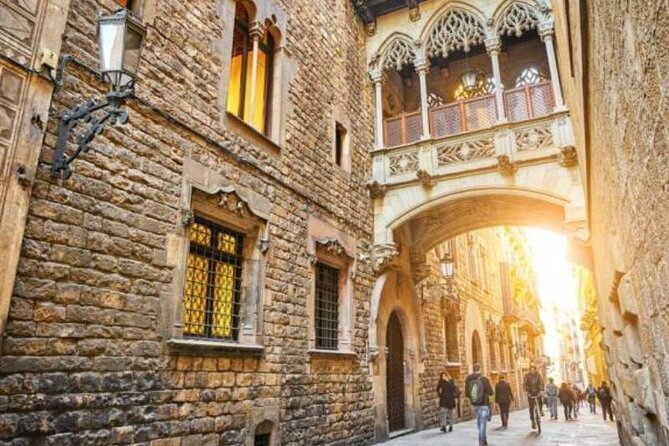 Barcelona 1.5h Private Old Town, Gothic & Ramblas Walking Tour - Price and value: where the $83.48 per person makes sense