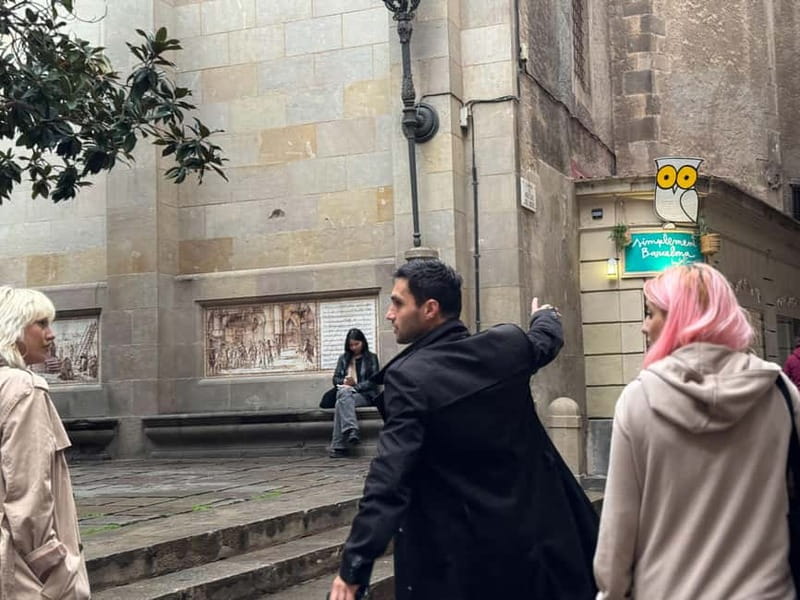 Barcelona: 1 Hour Gothic Quarter and El Born Walking Tour - Why This 1.5-Hour Gothic Quarter and El Born Walk Works