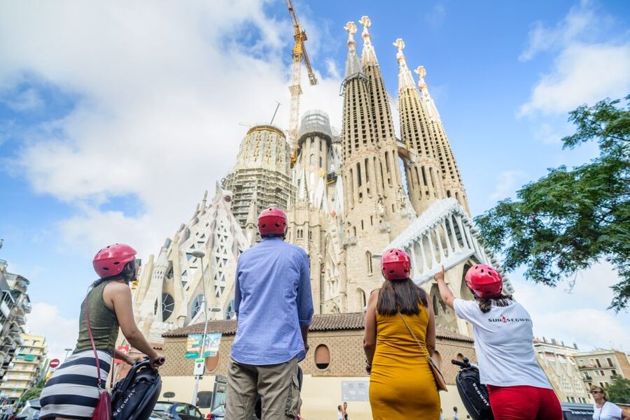 Barcelona: 2,5hr Art of Gaudí Segway Tour - Who This Tour Fits Best, and Who Should Skip It