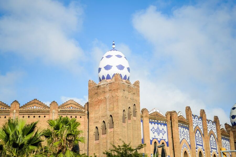 Barcelona: 2,5hr Art of Gaudí Segway Tour - Price and Value for 2.5 Hours on a Segway