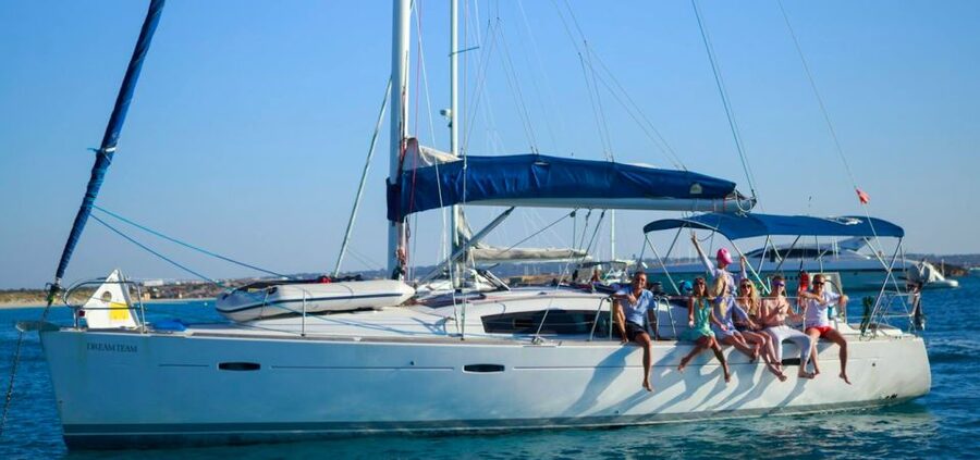 Barcelona: 2-Hour Private Boat Cruise - Key things that make this cruise worth your time