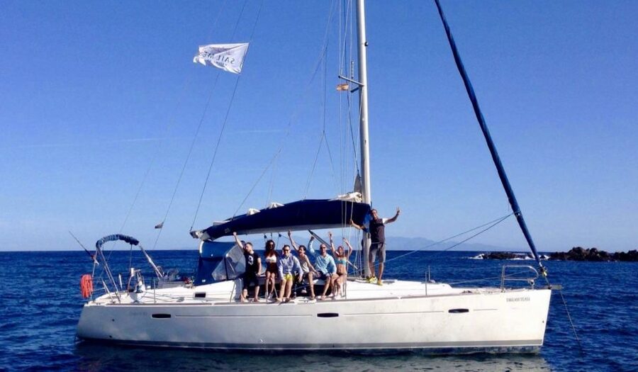 Barcelona: 2-Hour Private Boat Cruise - The Start at the Port, and the One Detail That Matters