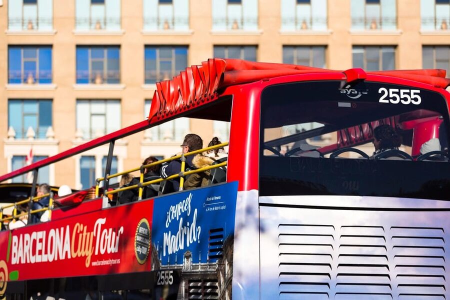 Barcelona: 24 or 48-Hour Hop-On Hop-Off Bus Tour - Price and value: is $39 worth it for 24 or 48 hours?
