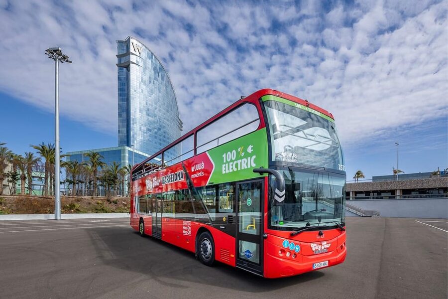 Barcelona: 24 or 48-Hour Hop-On Hop-Off Bus Tour - Who should book this Barcelona hop-on hop-off bus?