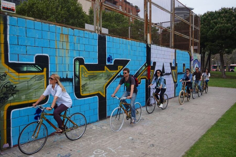 Barcelona: 3.5-Hour Street Art Tour by Bamboo Bike - Where the tour starts and how to plan your timing