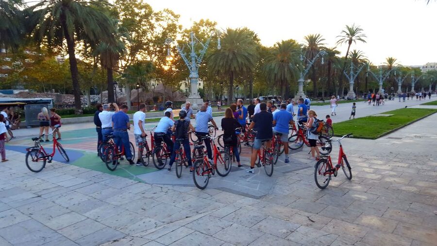 Barcelona: 3-Hour Bike Tour with Spanish Tapas - The Big Idea: See More of Barcelona Without Fighting Crowds on Foot