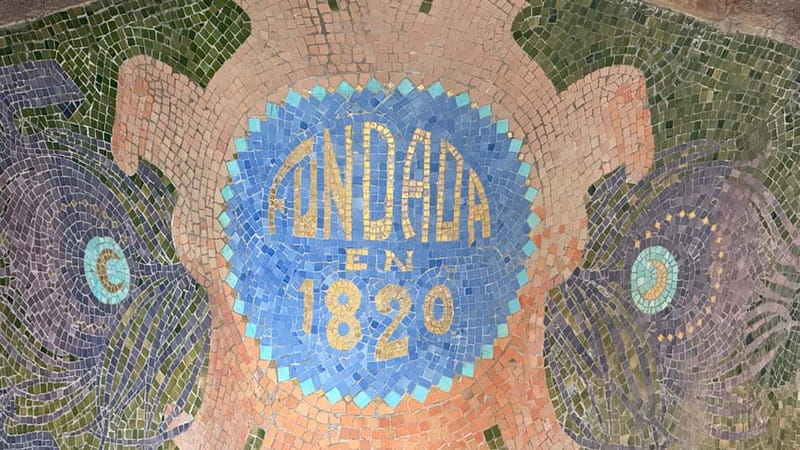 Barcelona: 360 Old Town Tour with Artists - Roman layers at Sant Felip Neri and beyond