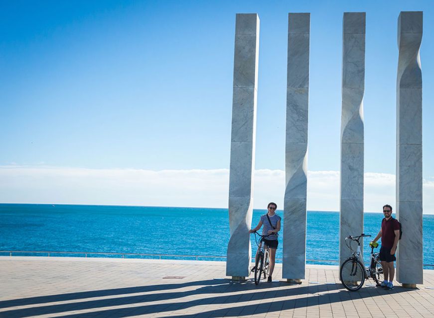 Barcelona: 4-Hour E-Bike Photography Tour - La Pedrera (Casa Milà) and Casa Batlló, shot-friendly stops