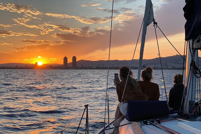 Barcelona 4-hour Private Boat Trip - Why a 4-hour private sail is better value than it sounds