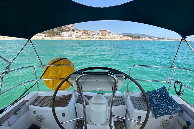 Barcelona 4-hour Private Boat Trip - Drinks, water, and how to think about what is included