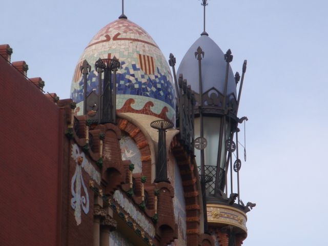 Barcelona: Art Nouveau & Gaudí Tour - Street level surrealism: dragons, confetti, and Dali’s shadow