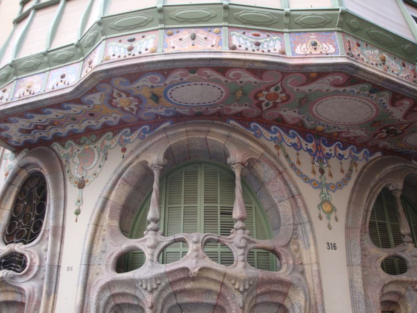 Barcelona: Art Nouveau & Gaudí Tour - Golden Square origin story: 1854, walls down, and big money moving in