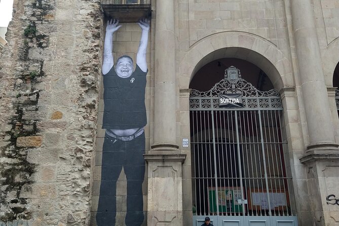 Barcelona Art & Wine: Galleries, Studios & Street Art - The wine ending: a small “art moment” instead of a random bar stop