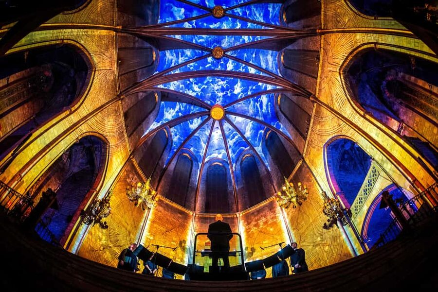 Barcelona Basilica: Immersive Light and Sound Show - LUMINISCENCE - Value and price: is $26 worth it, and when Gold beats Silver