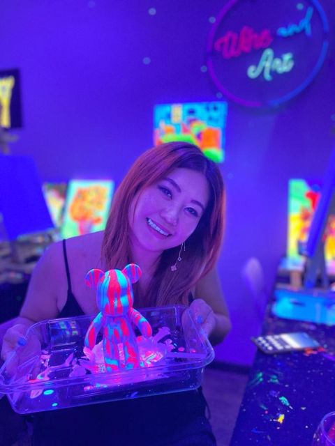 Barcelona: Bear-brick Fluorescent Painting | Wine and Art - Who This Workshop Suits Best (And Who Might Want to Skip)