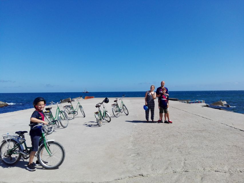 Barcelona: Bike Tour for Families - Waterfront time: Barceloneta Beach and sea-breeze momentum