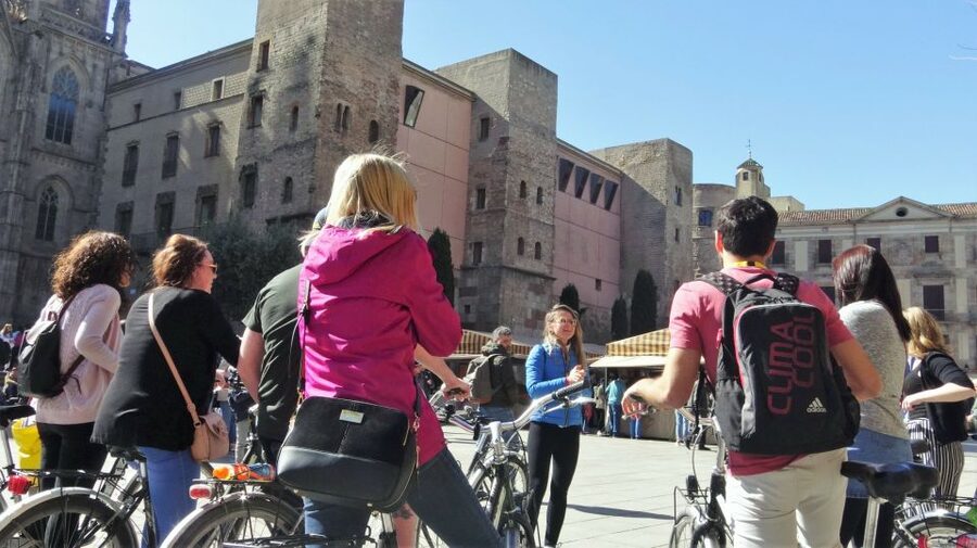 Barcelona: Bike Tour & Sagrada Familia Skip-the-Line Tickets - Why a bike tour plus Sagrada Familia tickets is such a smart combo