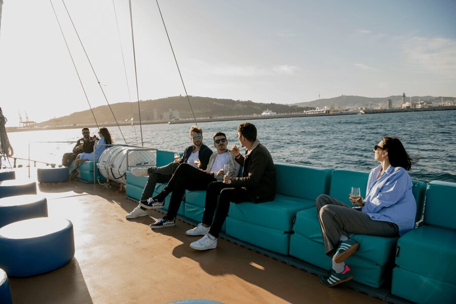 Barcelona: Boat and Supercar Driving Experience - The kind of person this tour suits best