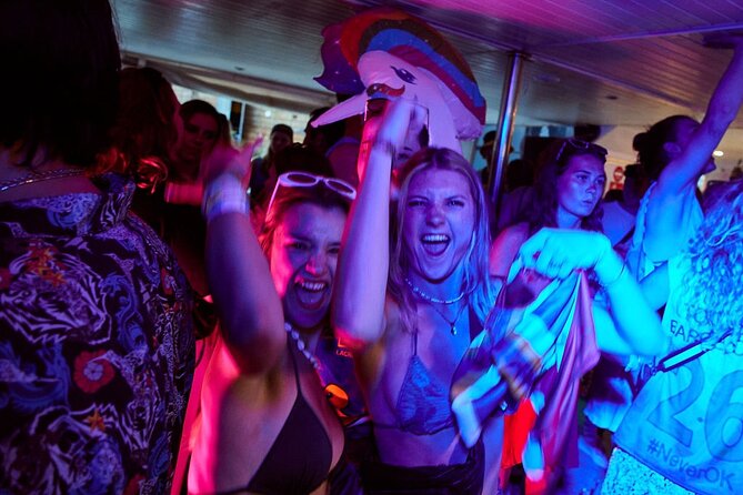 Barcelona Boat Party Cruise with Drinks & Live DJ - Barcelona Boat Party Cruise in Plain Terms