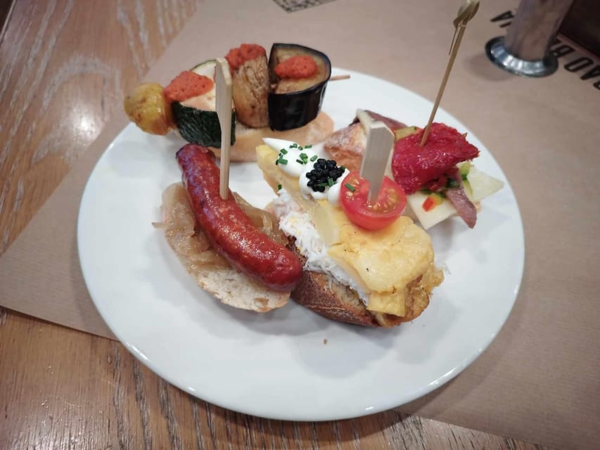 Barcelona: Boqueria Market & Barrio Gotico Street Food Tour - Starting point and timing: how to avoid first-day stress