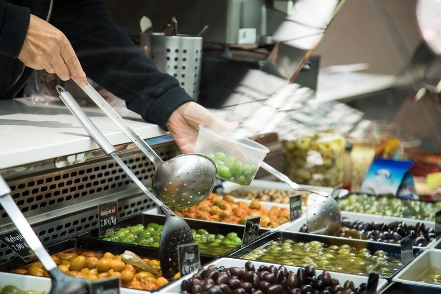 Barcelona Brunch Food Tour of Local Cafés & Neighborhoods - Should you book the Barcelona Brunch Food Tour?