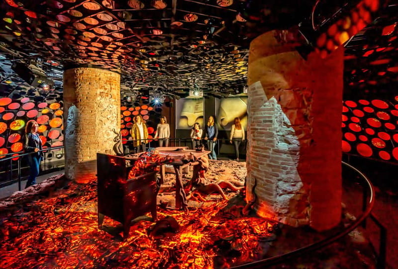 Barcelona Card: 25+ Museums and Free Public Transportation - Day 3 Plan: CosmoCaixa and Museu Blau for real science time