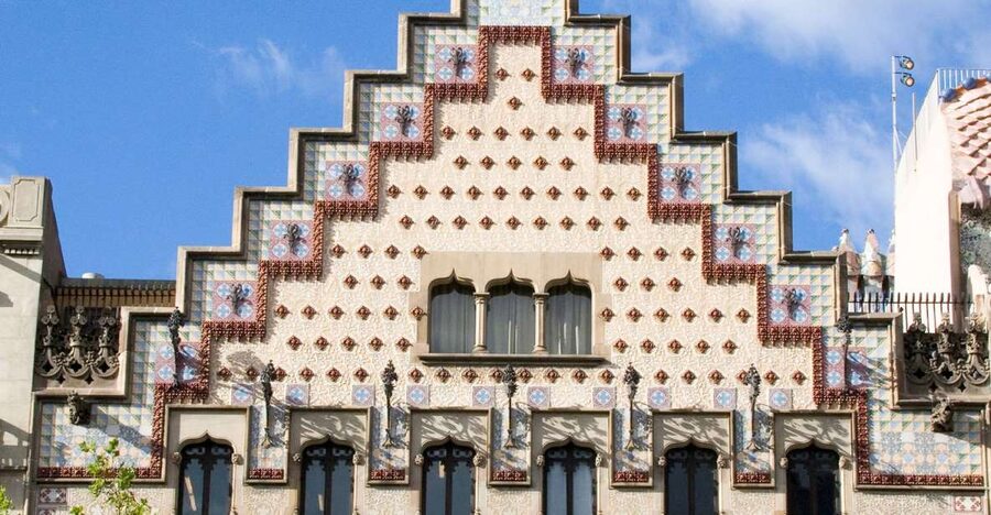 Barcelona: Casa Amatller Priority Entry Ticket - Casa Amatller on Passeig de Gràcia: Why This Modernist House Matters