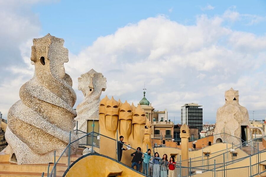 Barcelona: Casa Vicens, Pedrera, and Casa Batlló Guided Tour - A Short Stop in Gràcia That Gives the Walk Meaning