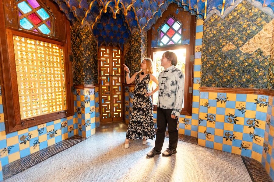 Barcelona: Casa Vicens, Pedrera, and Casa Batlló Guided Tour - La Pedrera (Casa Milà): Patios, Tenant Spaces, and Rooftop Icons