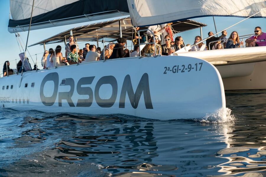 Barcelona: Catamaran Cruise with optional Live Jazz Music - What the cruise feels like once you are out past the harbor