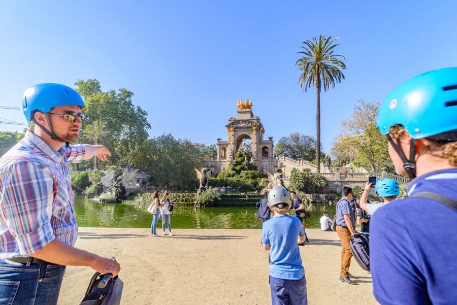 Barcelona: City and Seafront Guided Segway Tour - The guides: why the experience often feels personal