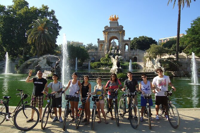 Barcelona City Highlights Bike Tour - Placa Catalunya: your Barcelona launchpad