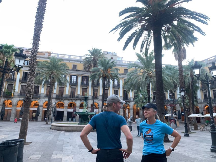 Barcelona: City Highlights Guided Running Tour - Casa Milà and the final breath: pacing that works for photos