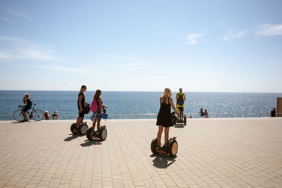 Barcelona: City Highlights Guided Segway Tour - Ciutat Vella streets, Columbus at Las Ramblas, and those sea-facing turns