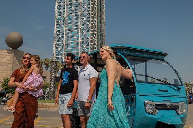 Barcelona: City Highlights Private Tuk-Tuk Tour - Meeting at Carrer de la Diputació 338, and How to Avoid Time Loss