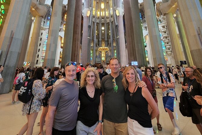 Barcelona City Tour: Gothic Pedrera, Sagrada Familia & Park Güell - Price and value: what $302.33 buys, and what you pay on top