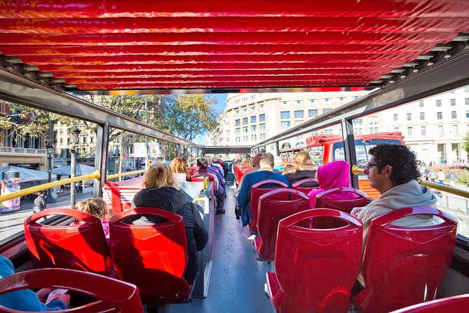 Barcelona City Tour Hop-On Hop-Off and Aquarium - Audio Guide, Stops Guide, and How to Not Get Lost in the Names