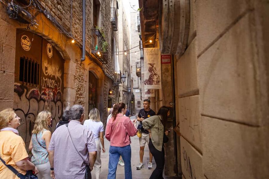 Barcelona: City Walking Tour with a Local Guide - How Much Walking Is This Really, and What to Wear