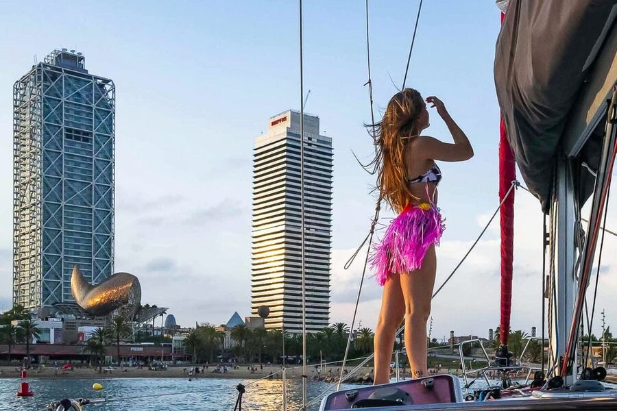 Barcelona: Coastline Boat Trip with Snacks and Cava - Timing and weather: how to pick the right sail for your mood